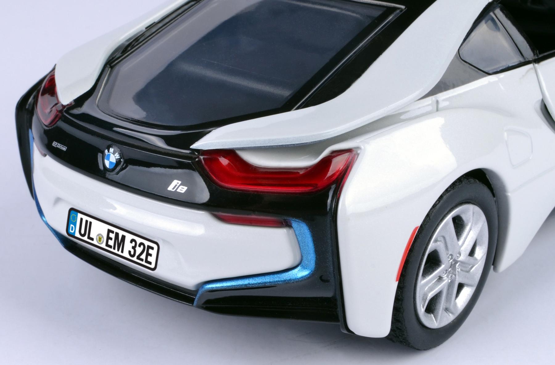 Produktbild Motor Max - BMW I8 Coupe 1:24 weiß 6 von 8