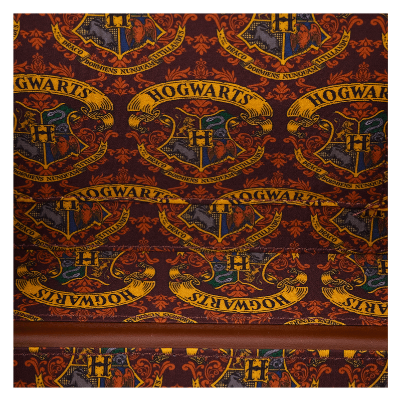Produktbild Loungefly Harry Potter Hogwarts Express Luggage Trunk Crossbody Bag 3 von 7