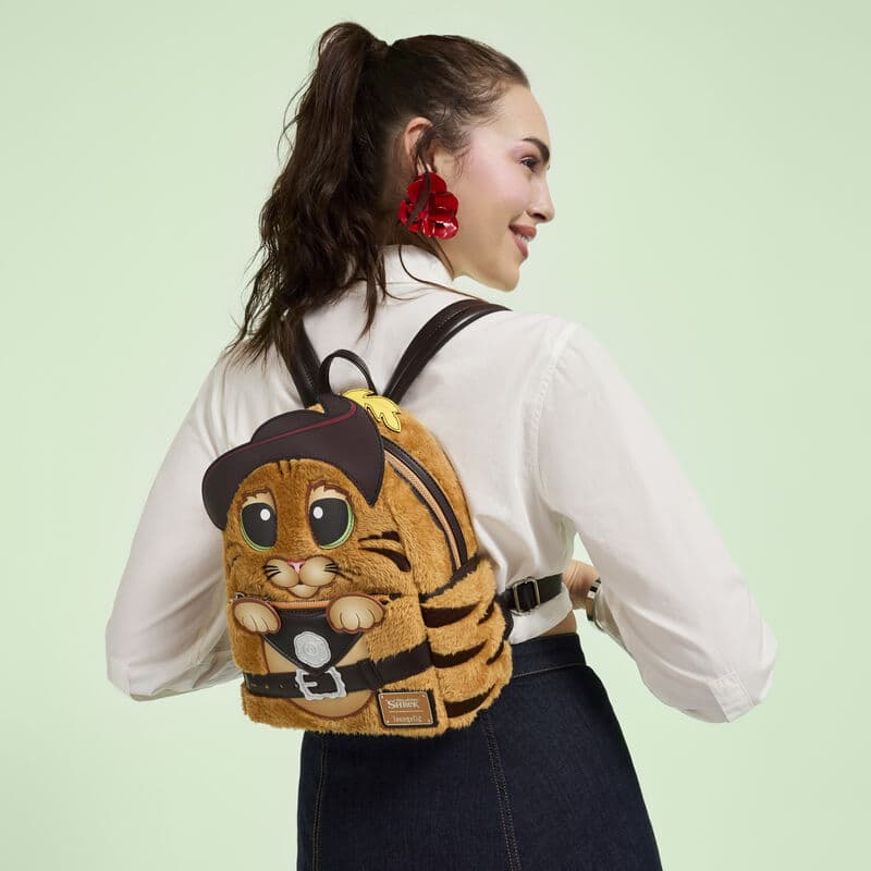 Produktbild Loungefly Shrek Puss In Boots Plush Cosplay Mini Backpack 6 von 6