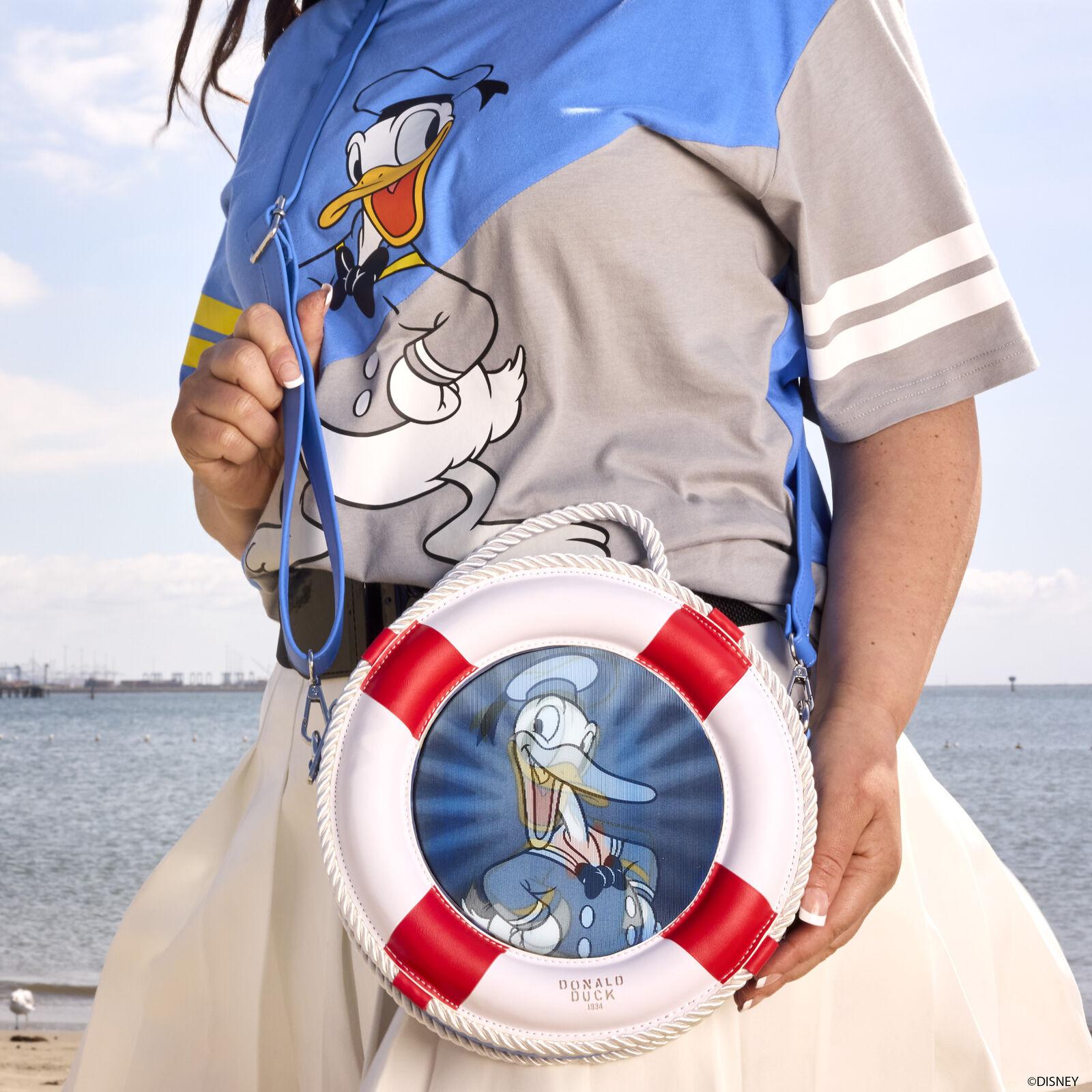 Produktbild Loungefly Donald Duck 90th Anniversary Lenticular Crossbody Bag 2 von 2