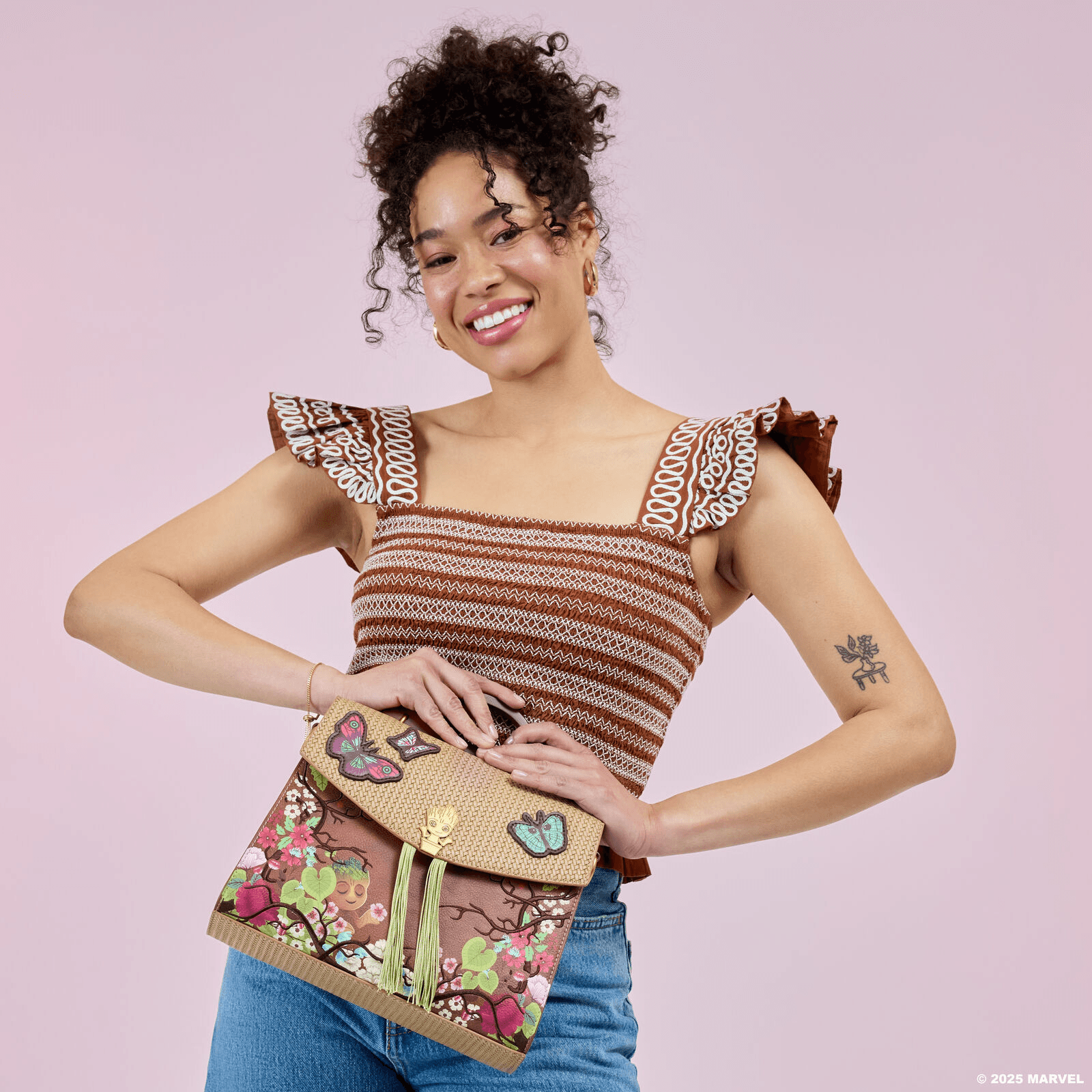 Produktbild Marvel Guardians of the Galaxy Floral Groot Crossbody Bag 5 von 5