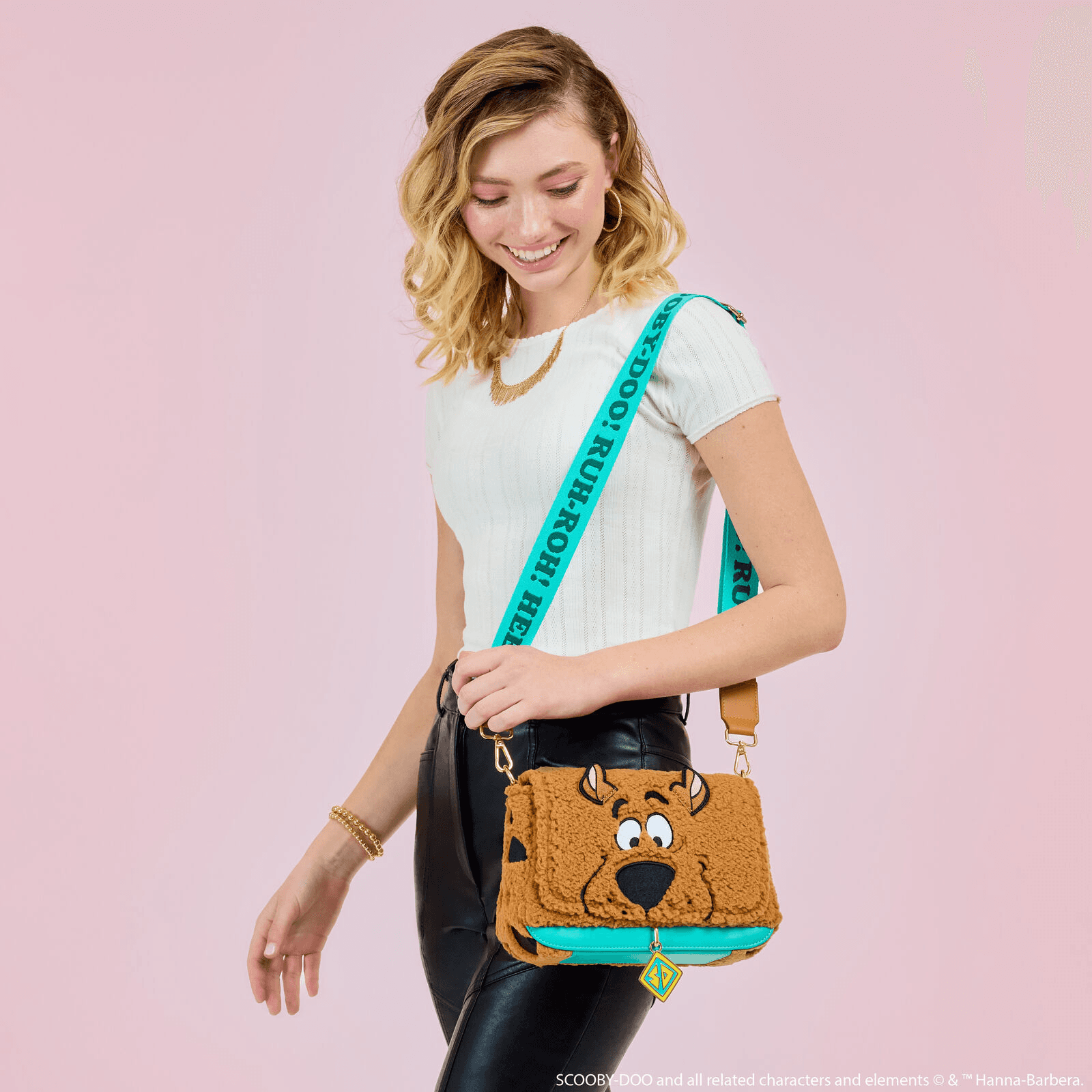 Produktbild Scooby-Doo™ Sherpa Cosplay Crossbody Bag 5 von 5