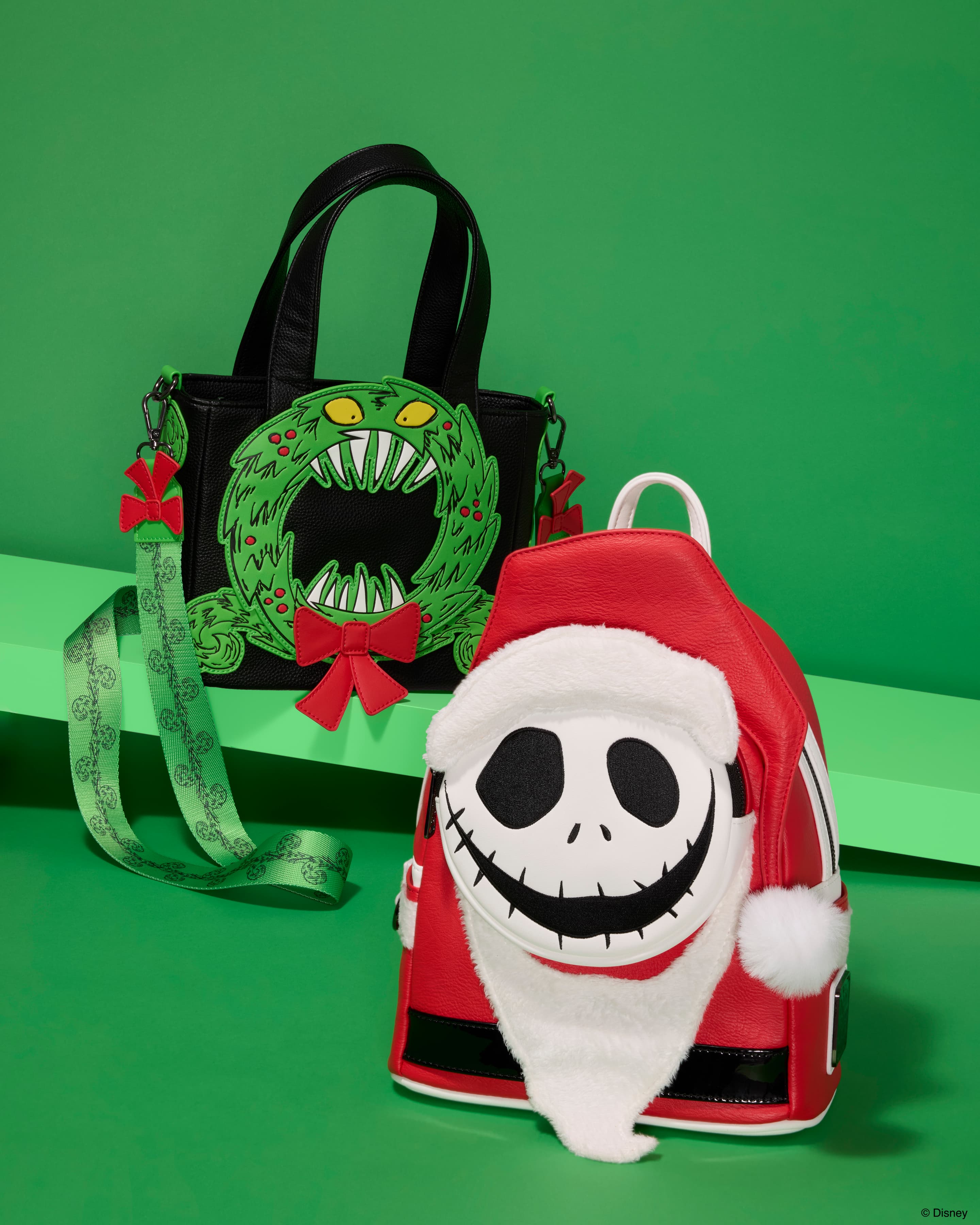 Loungefly Disney The Nightmare Before Christmas Man-Eating Wreath Glow Umhängetasche