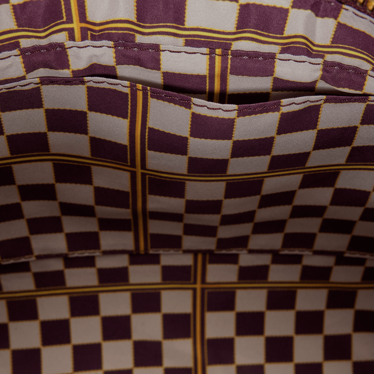 Loungefly Harry Potter Wizard’s Chess Umhängetasche mit beweglichen Schachfiguren