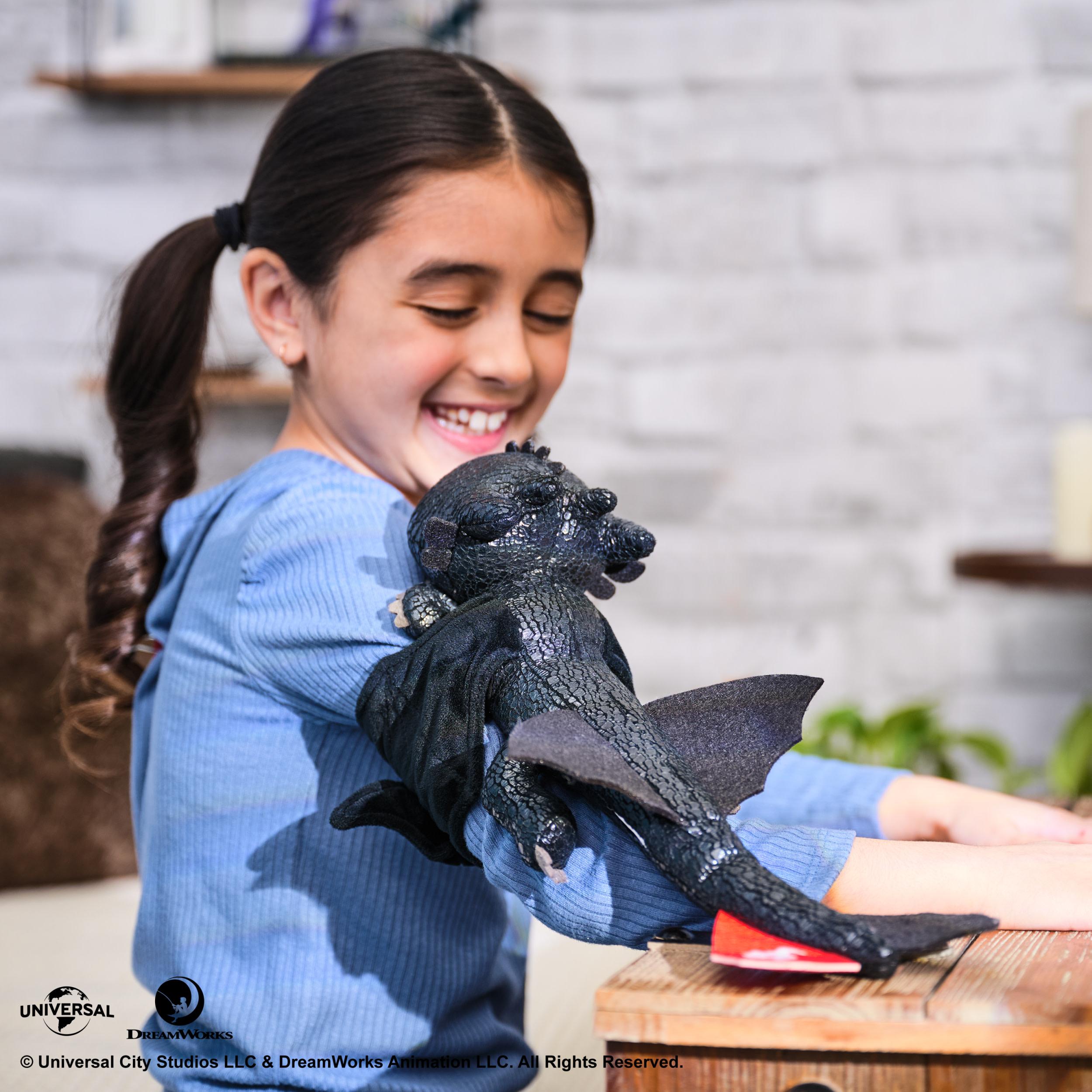 Produktbild Drachenzähmen leicht gemacht - Plüsch-Drache Ohnezahn mit Gleit- und Grifffunktion, 30 cm lang 10 von 10