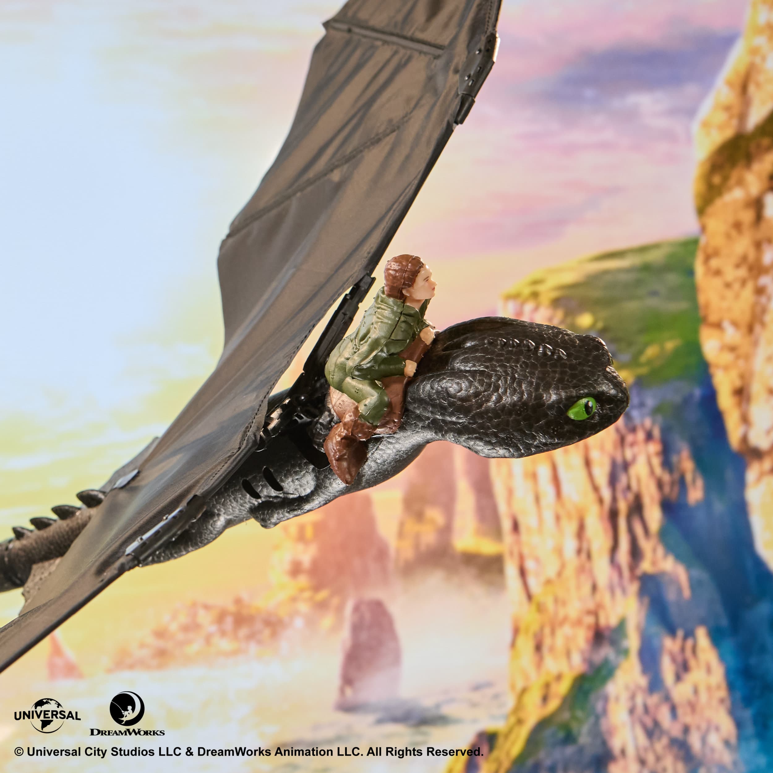 Produktbild Spin Master RC-Flugdrache Ohnezahn – Magischer Flugspaß für kleine Drachenreiter 2 von 10