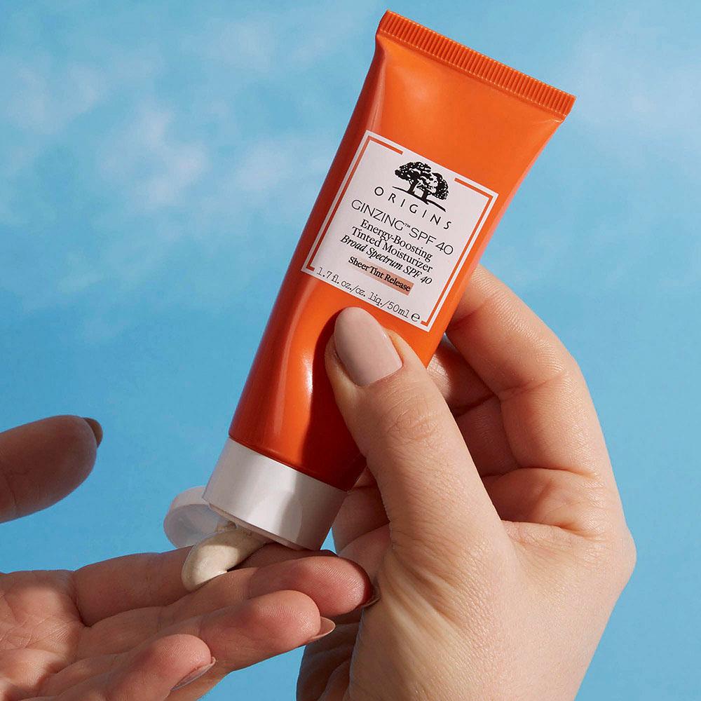 Produktbild ORIGINS GinZing™ Tinted Moisturizer SPF 40 2 von 4
