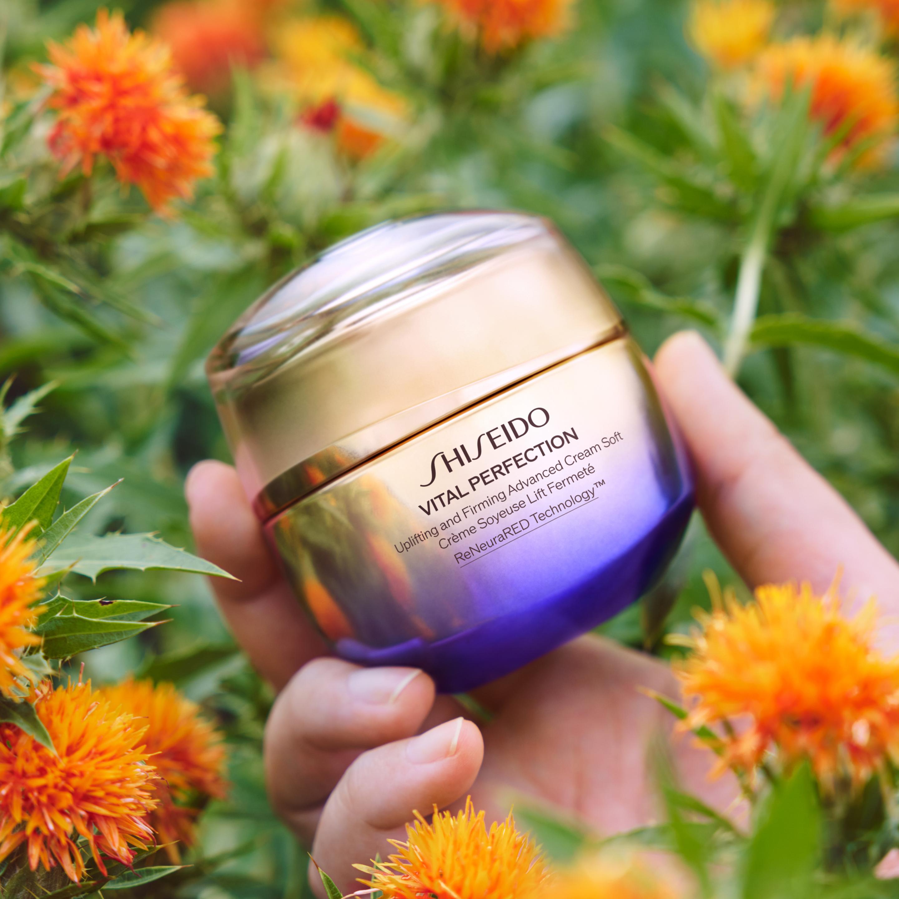 Produktbild SHISEIDO Vital Perfection Uplifting and Firming Advanced Cream Soft 4 von 7