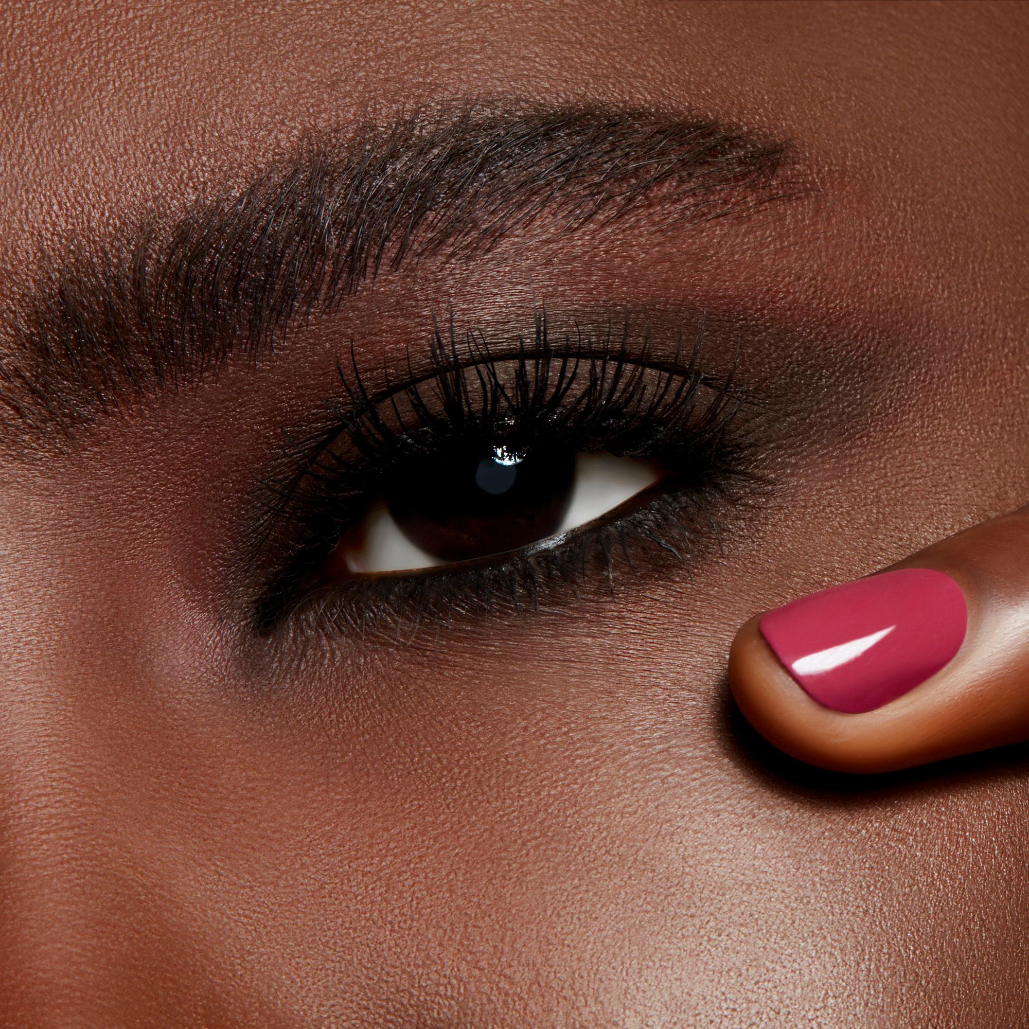 Produktbild MAC Powder Kiss Soft Matte Eye Shadow 3 von 6