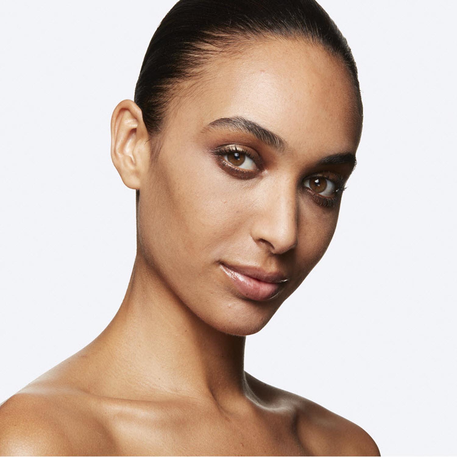 Produktbild MAC Studio Fix Veil Loose Powder 2 von 2