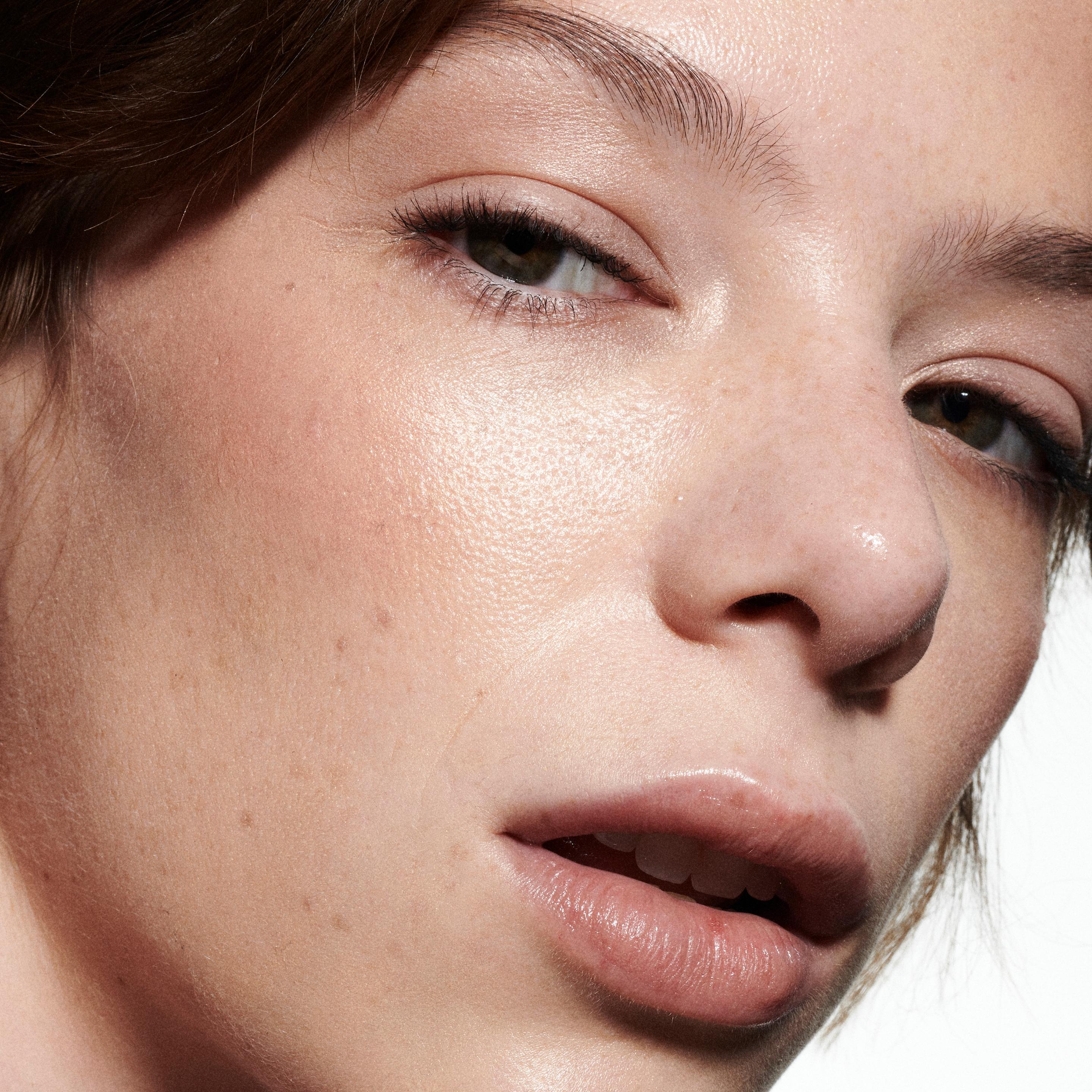 Produktbild MAC Stobe Beam Liquid Blush 5 von 7