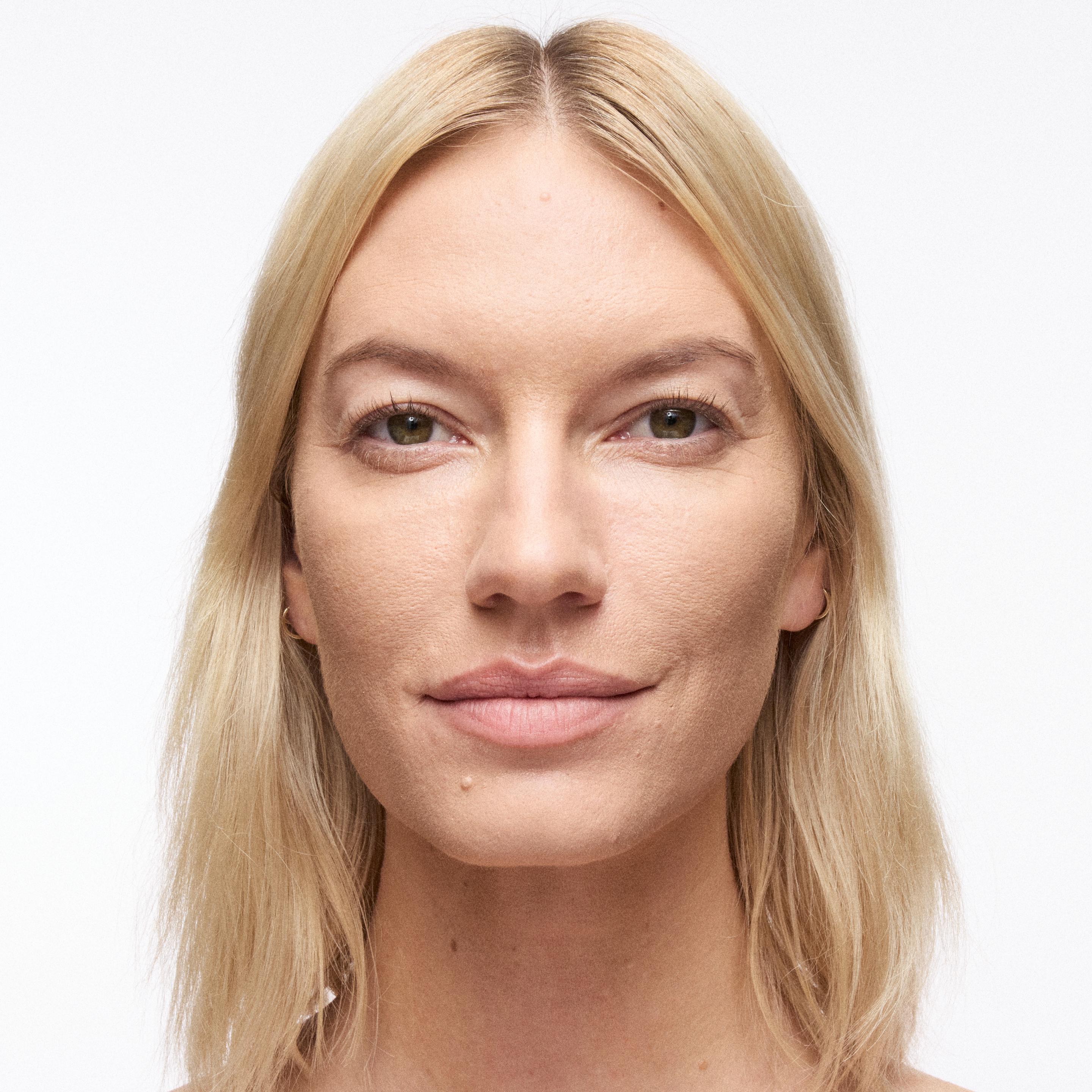 Produktbild MAC Stuido Fix Powder Plus Foundation 4 von 4