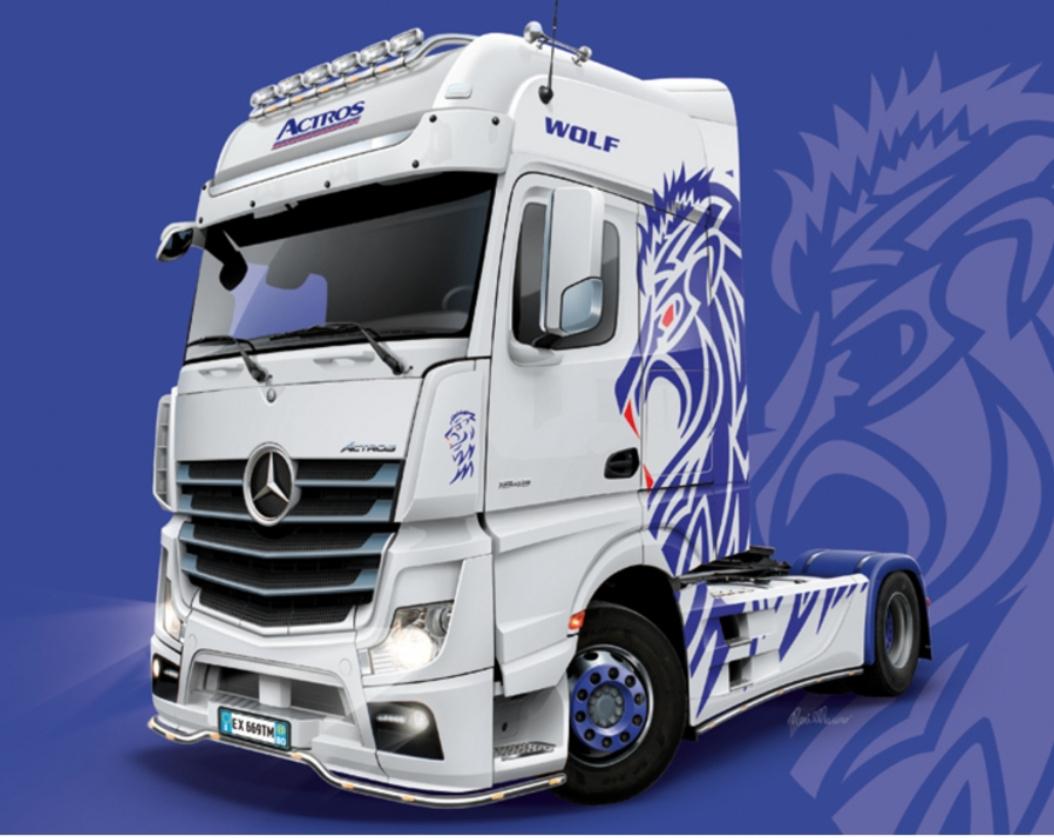 Italeri 510003935 - 1:24 M-B Actros MP4 Show GigaSpace