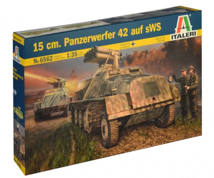 Produktbild Italeri 510006562 - 1:35 15cm Panzerwerfer 42 auf SWS 2 von 6
