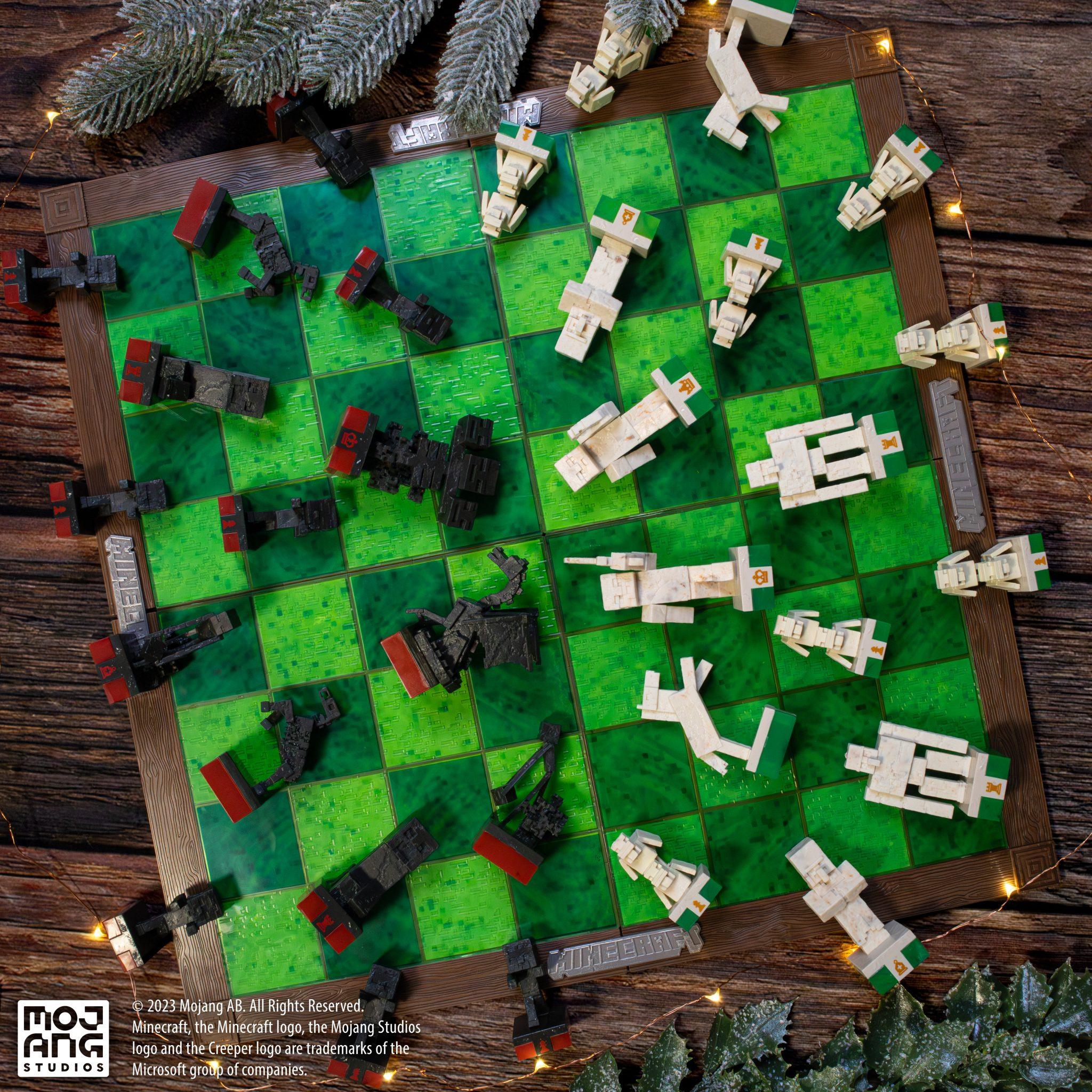 Produktbild The Noble Collection - Minecraft - Minecraft Chess Set – Overworld Heroes vs. Hostile Mobs 5 von 9