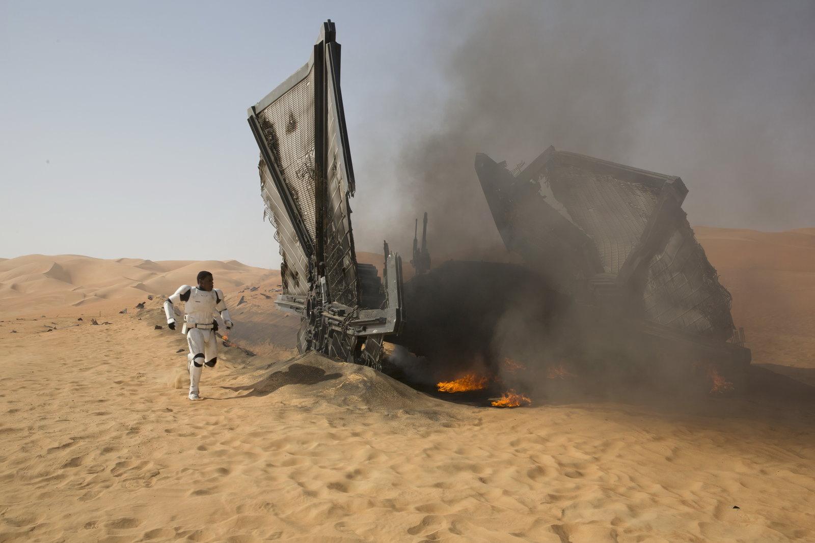 Produktbild Star Wars - Das Erwachen der Macht - Line Look 2020 (+ Bonus-Blu-ray) 10 von 10