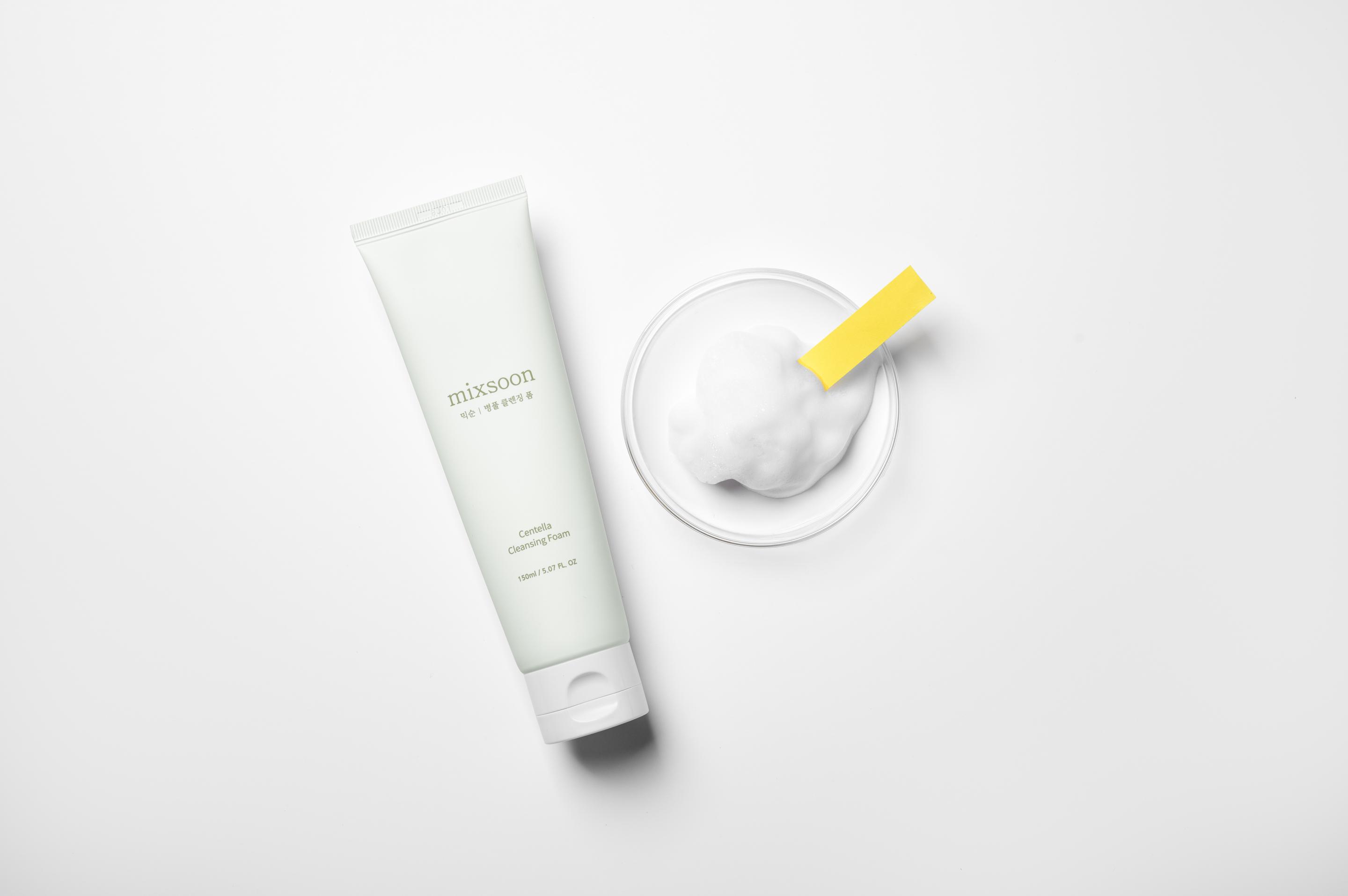Produktbild MIXSOON Centella Cleansing Foam 10 von 25