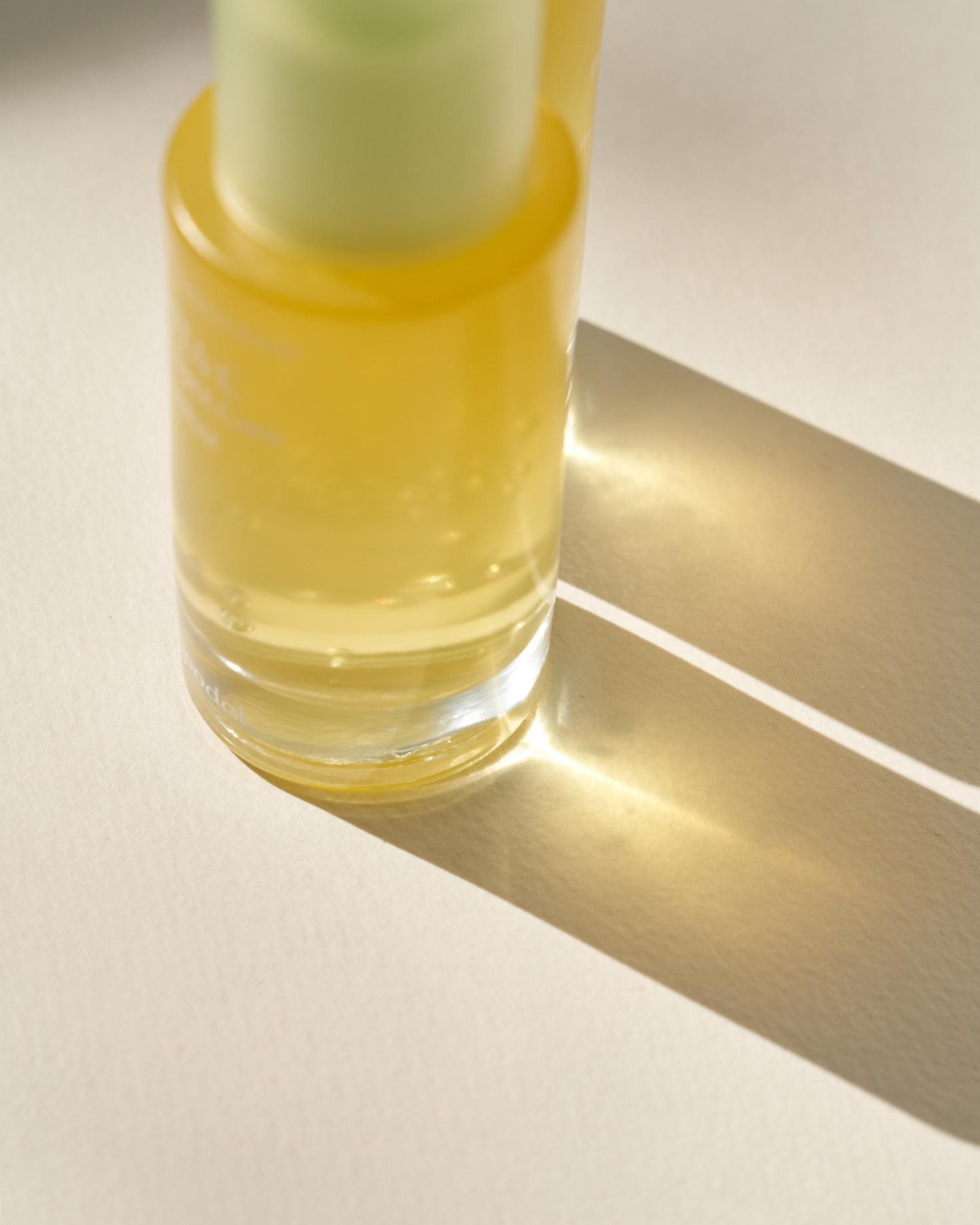 Produktbild GOODAL Green Tangerine Vita C Dark Spot Care Serum 9 von 10