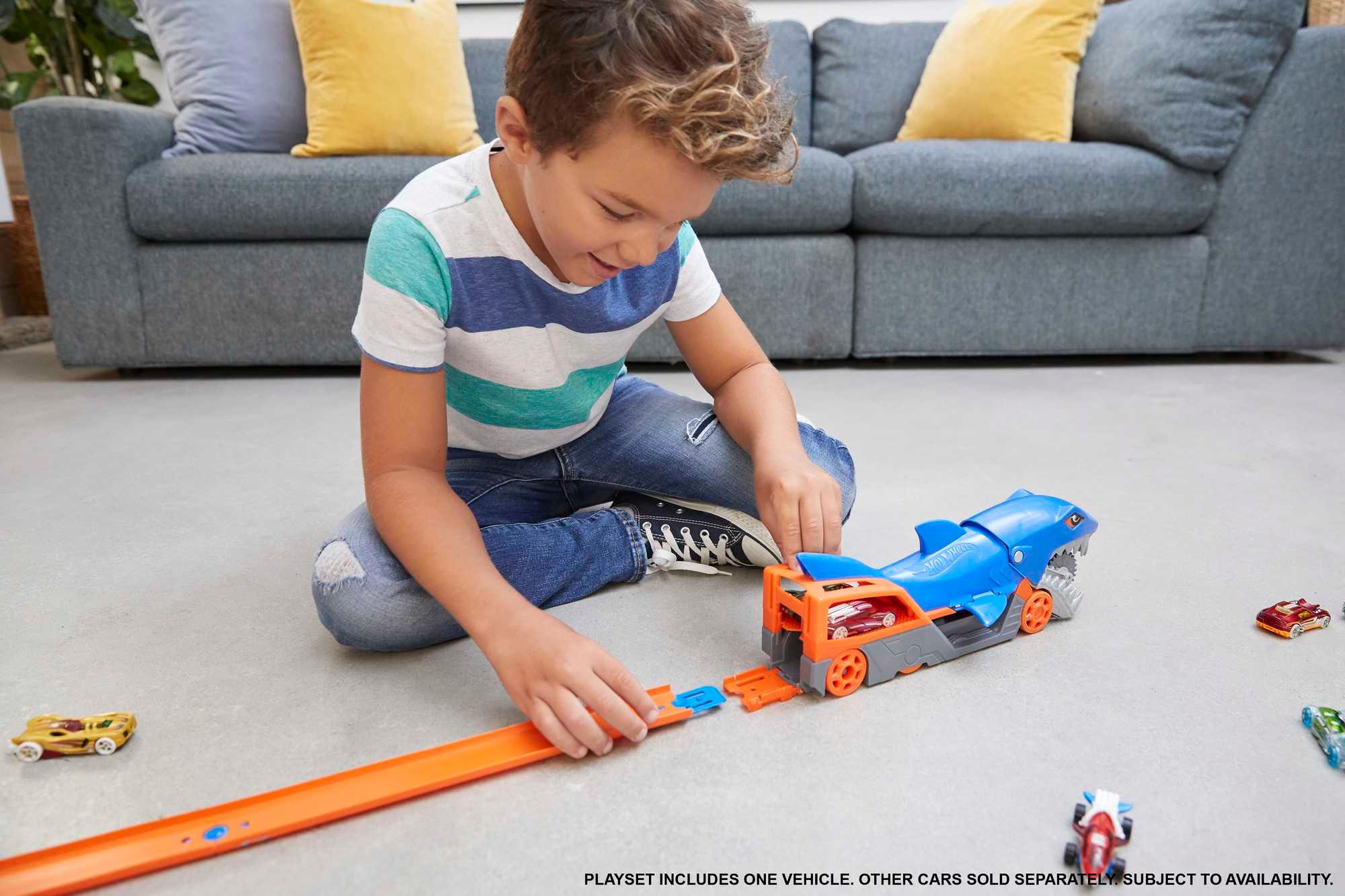 Produktbild Hot Wheels Hungriger Hai-Transporter für bis zu 5 Spielzeugautos 5 von 7