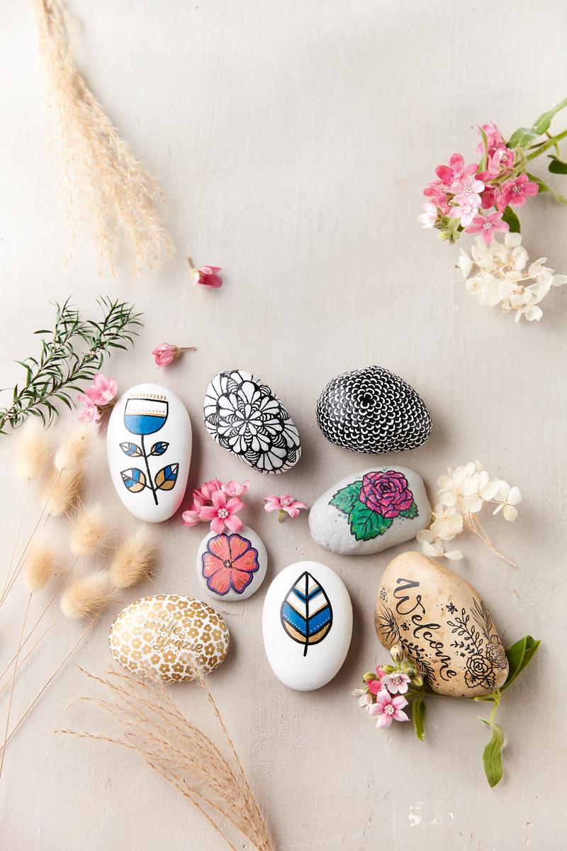 Produktbild Kreativ-Set: Sag's mit Blumen - Florale Botschaften auf Steinen 4 von 4